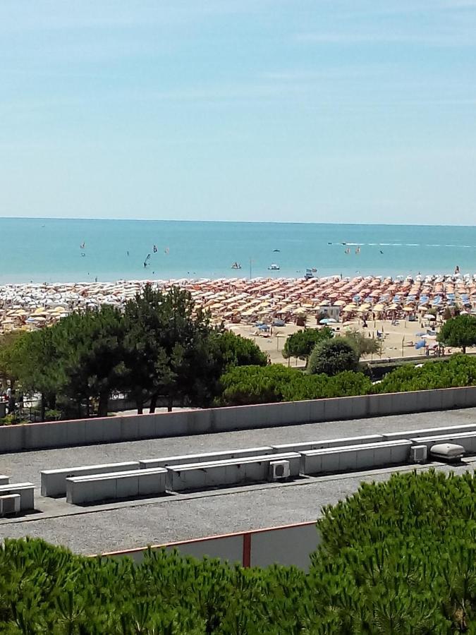 Condominio Bel Sole Bibione Buitenkant foto