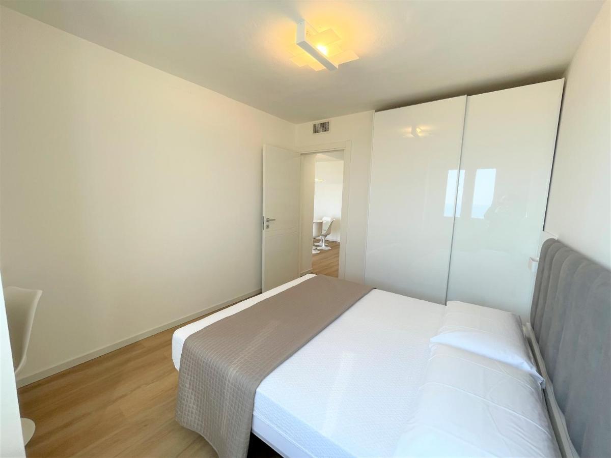 Condominio Bel Sole Bibione Buitenkant foto